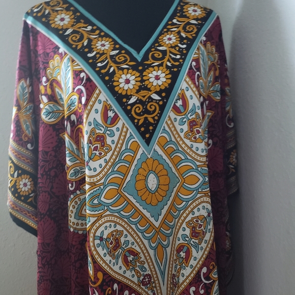 New Burgundy and Gold Kaftan Abaya Cover-up Dress - Picture 7 of 12